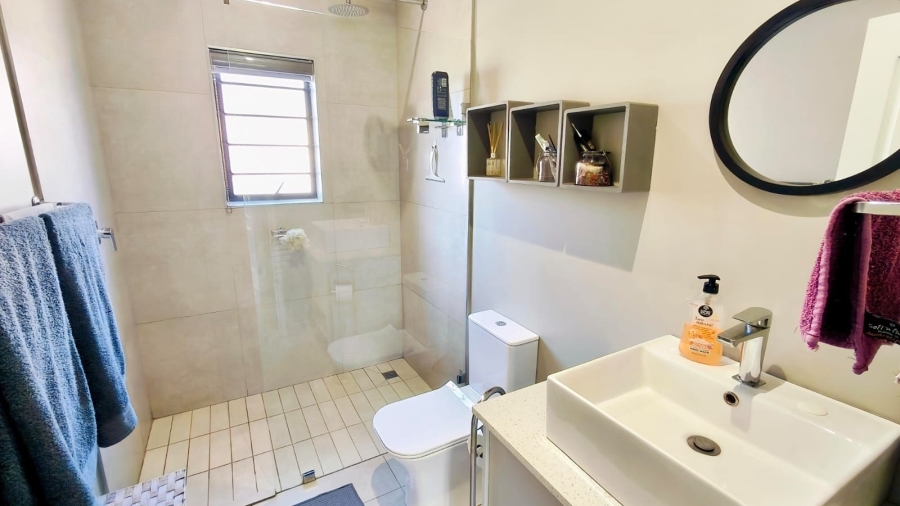3 Bedroom Property for Sale in Van Der Hoff Park North West